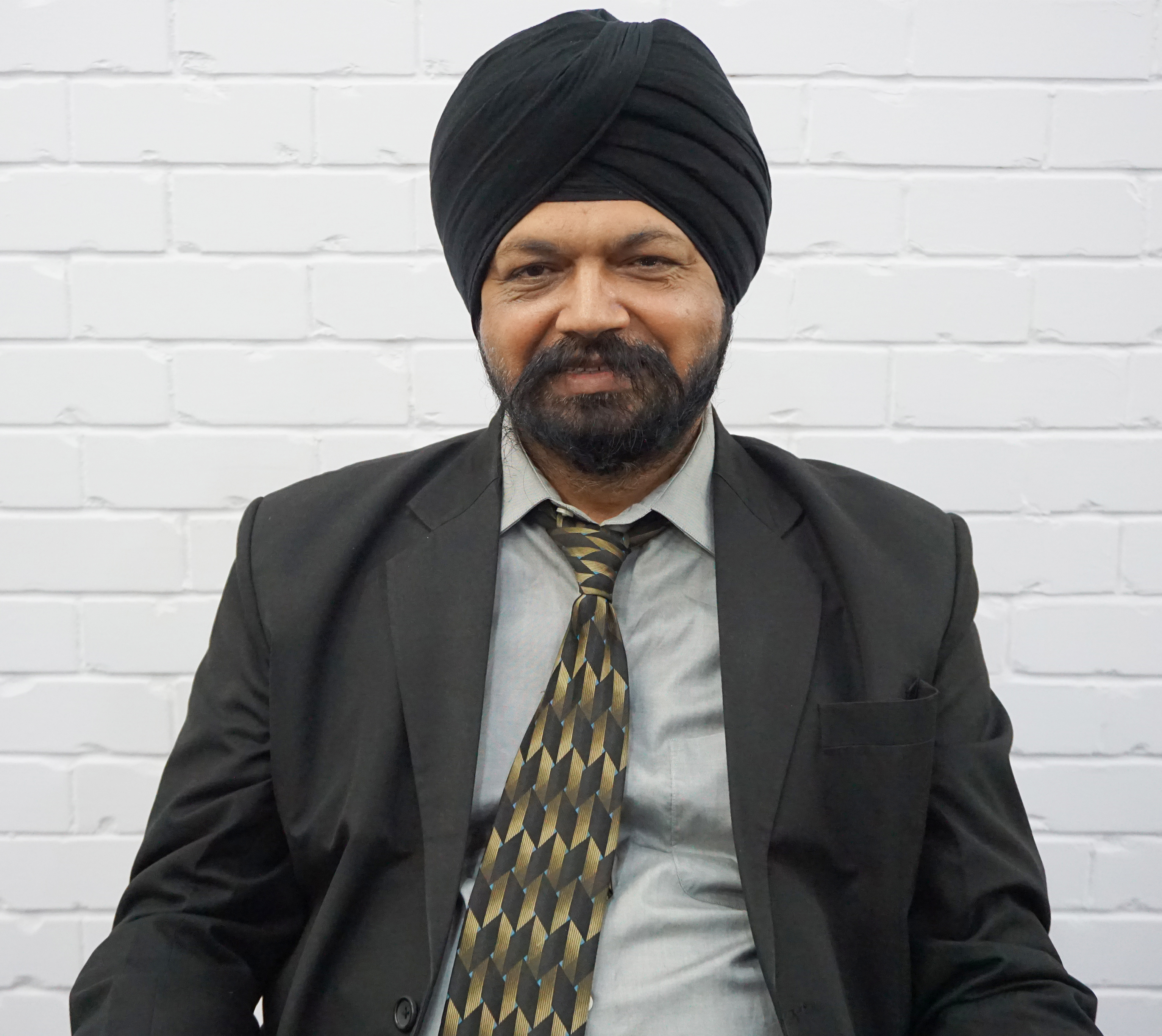 Mr. Manjinder Singh